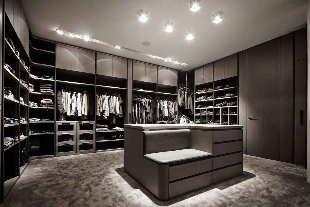 8 Luxury Closet Ideas For Dubai: Exclusive Interior Design
