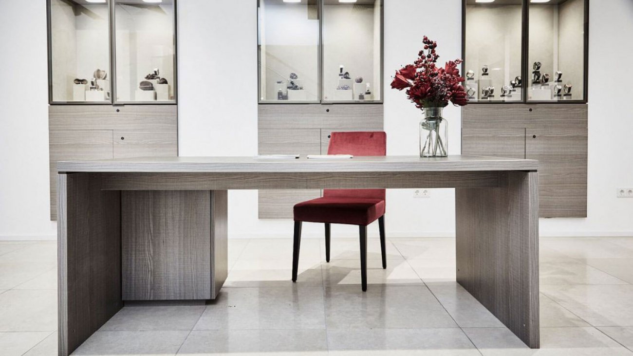 premium office furnishings